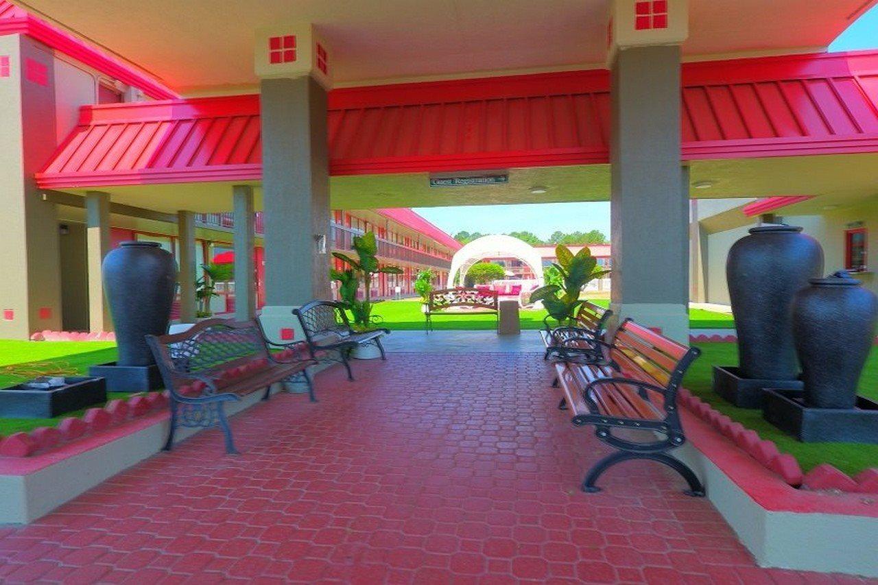 Days Inn By Wyndham Perry Near Fairgrounds Extérieur photo