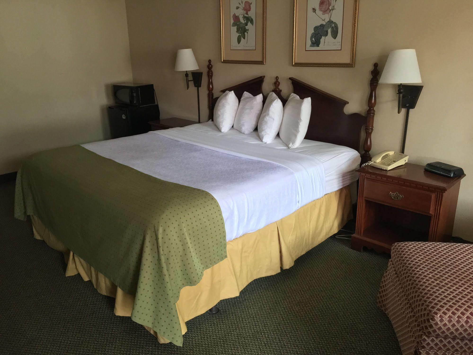 Days Inn By Wyndham Perry Near Fairgrounds Extérieur photo