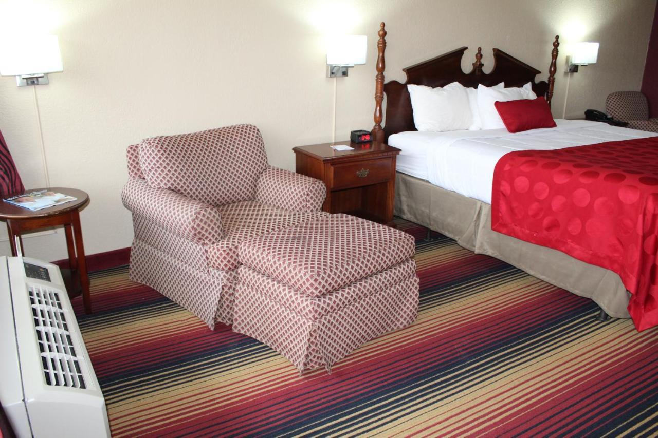 Days Inn By Wyndham Perry Near Fairgrounds Extérieur photo