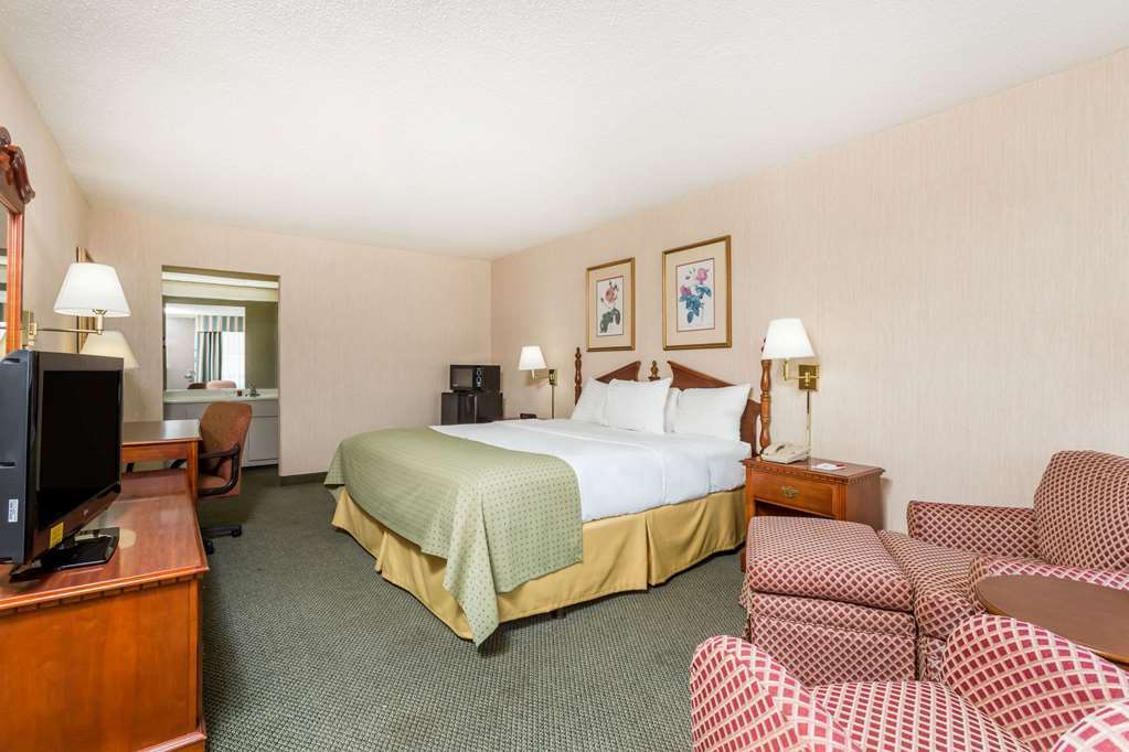 Days Inn By Wyndham Perry Near Fairgrounds Extérieur photo