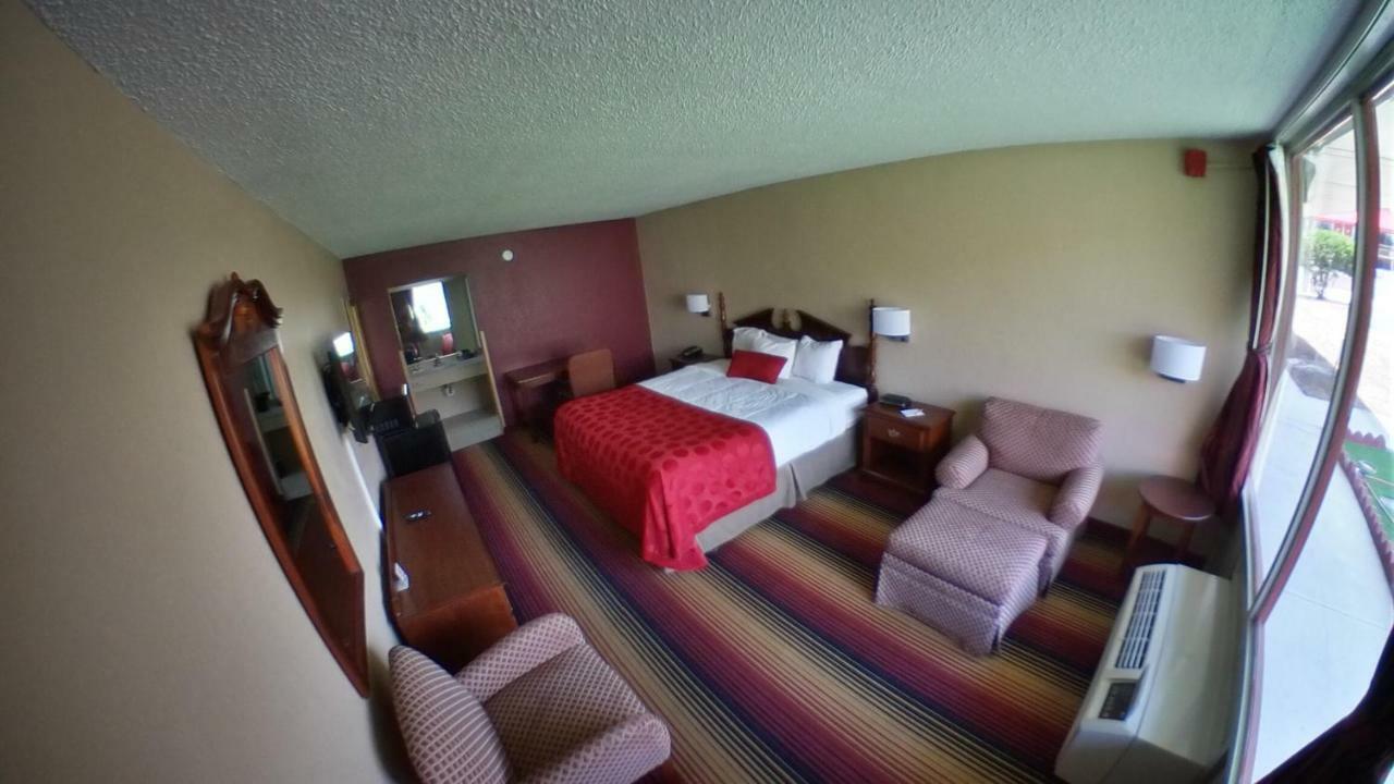 Days Inn By Wyndham Perry Near Fairgrounds Extérieur photo